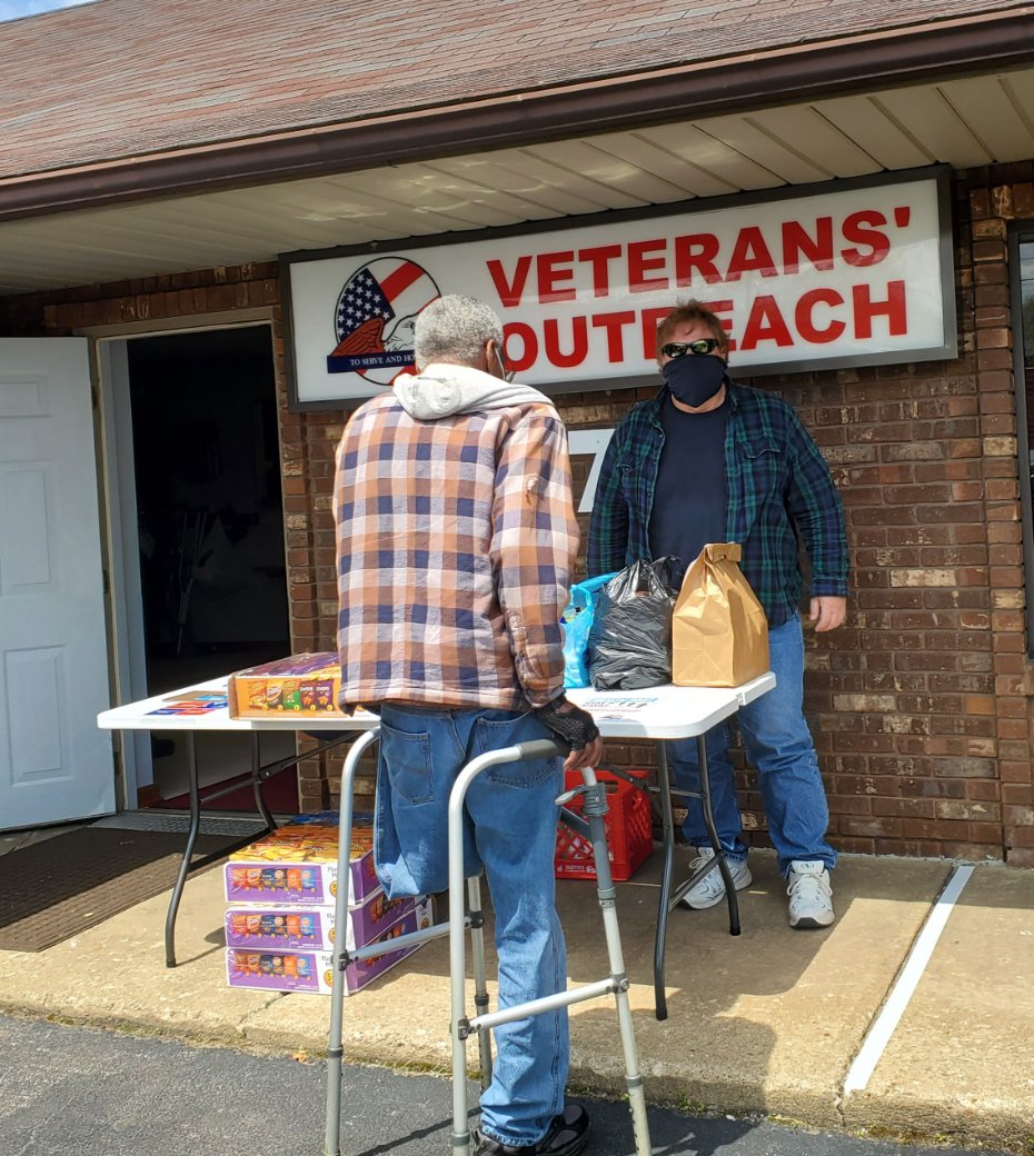 ToSERVEandHONOR's tweet photo. We are so happy to be back serving our #veterans! Yesterday was our first day back with appointments for veterans seeking our assistance.  More than 20 veterans came for help with food insecurity,  shelter, and utilities. 

#veterans #veteran #donate #help #veteransoutreach https://t.co/rxM27aTyVe