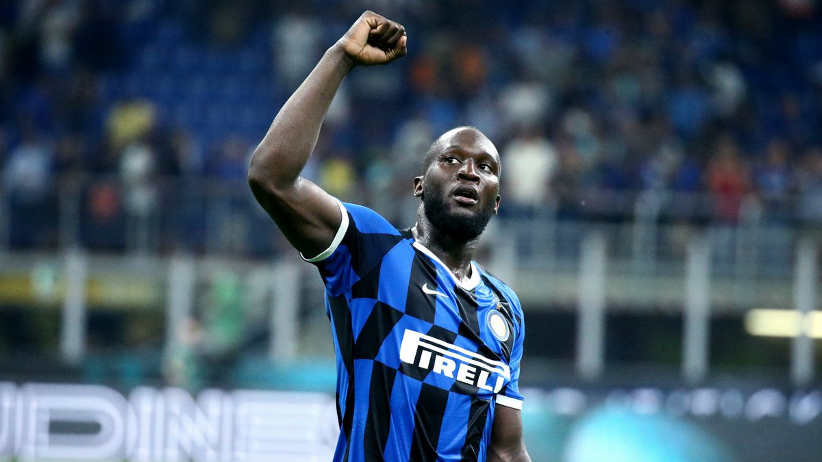 DoentesPFutebol's tweet photo. Romelu Lukaku completa hoje 27 anos. Um grande jogador, não só dentro de campo, mas também fora dele, em sua batalha contra o racismo. As atitudes do belga demonstram o quanto ele é gigante.

Vida longa à Lukaku! https://t.co/8SbKRnjzXd