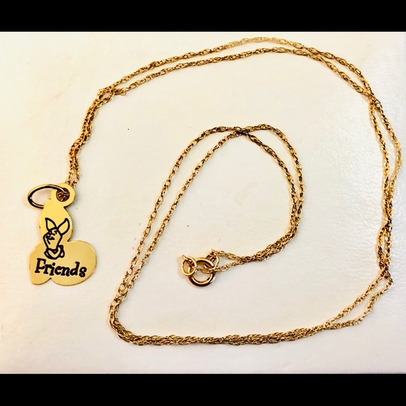 jendemusis's tweet photo. So good I had to share! Check out all the items I'm loving on @Poshmarkapp #poshmark #fashion #style #shopmycloset #disney #katespade: https://t.co/E9uFCsJoMN https://t.co/qKapSYVSU9