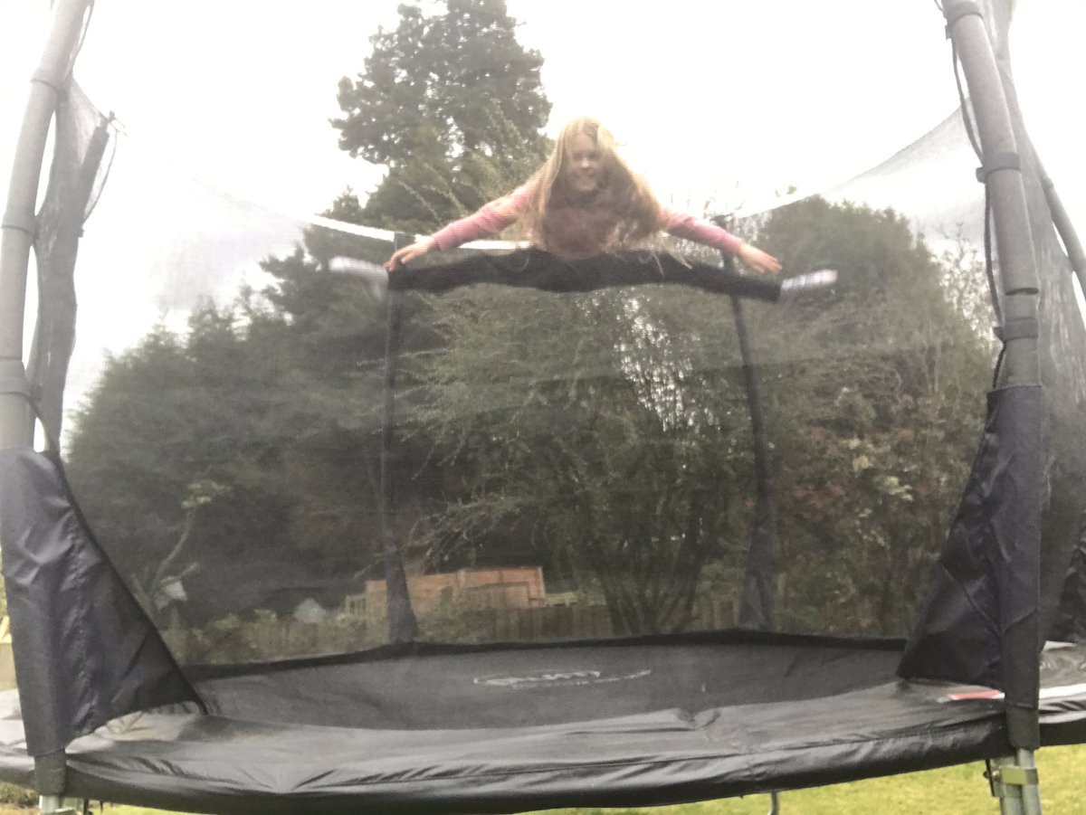 Sharonmoore01's tweet photo. @walmleyjssc @MrPearson2020 
Challenge 4 - Sammy does p.e. with Joe and trampolining daily plus weekly challenges from her dance school https://t.co/EvUGpW6Wie