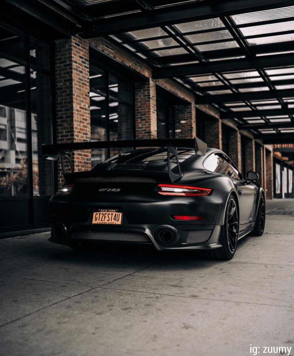 Porsche GT2RS in flat black 🖤