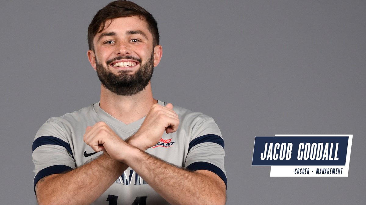 XavierMSOC's tweet photo. Congrats to our 2019-20 seniors who earned their college degrees!

@brycecurran24, @JacobGoodall_3, @paytonm43 and Grant Dumler!

#LetsGoX | #XUGrad https://t.co/FuYW0IEHZ3