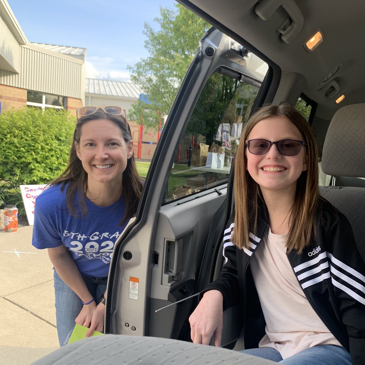 Marley was so happy to see everyone last night.  Our family will 💯 miss the faculty and staff of <a href="/JamesACaywood/">Caywood Elementary</a>  Thank you for loving and educating our girls over the last 10 years.  <a href="/kimmott2/">Kim Mott</a> <a href="/TheKCSD/">Kenton County School District</a> #AlwaysAComet