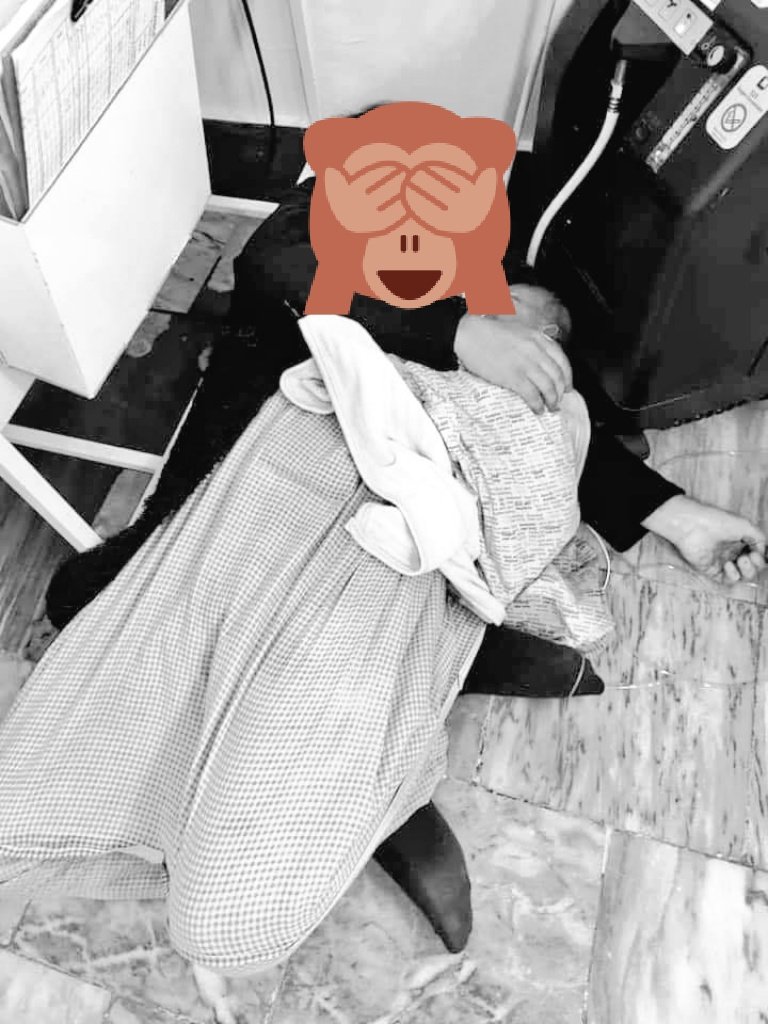 AliAzim46122439's tweet image. گفته میشود که تا لحظاتی دیگر ، غنی از شفاخانه صد بستر برچی دیدن خواهند کرد ، اینکار غنی فریب بیش نیست ، تا حال کدام یک از مجرمین حملات تروریستی را به چنگال قانون سپرده که این دومی اش باشد .
#KilledMothersWithBabies 
#DoctorsWithOutBorder 
#kabulattack 
#Unicef