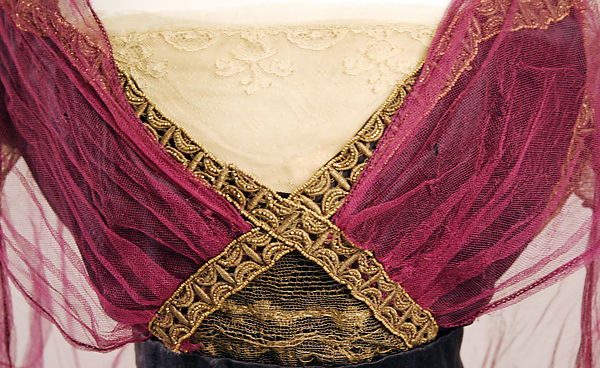 wikivictorian's tweet photo. Evening dress by Callot Soeurs, 1911. The MET. https://t.co/OWQbyfGj9s