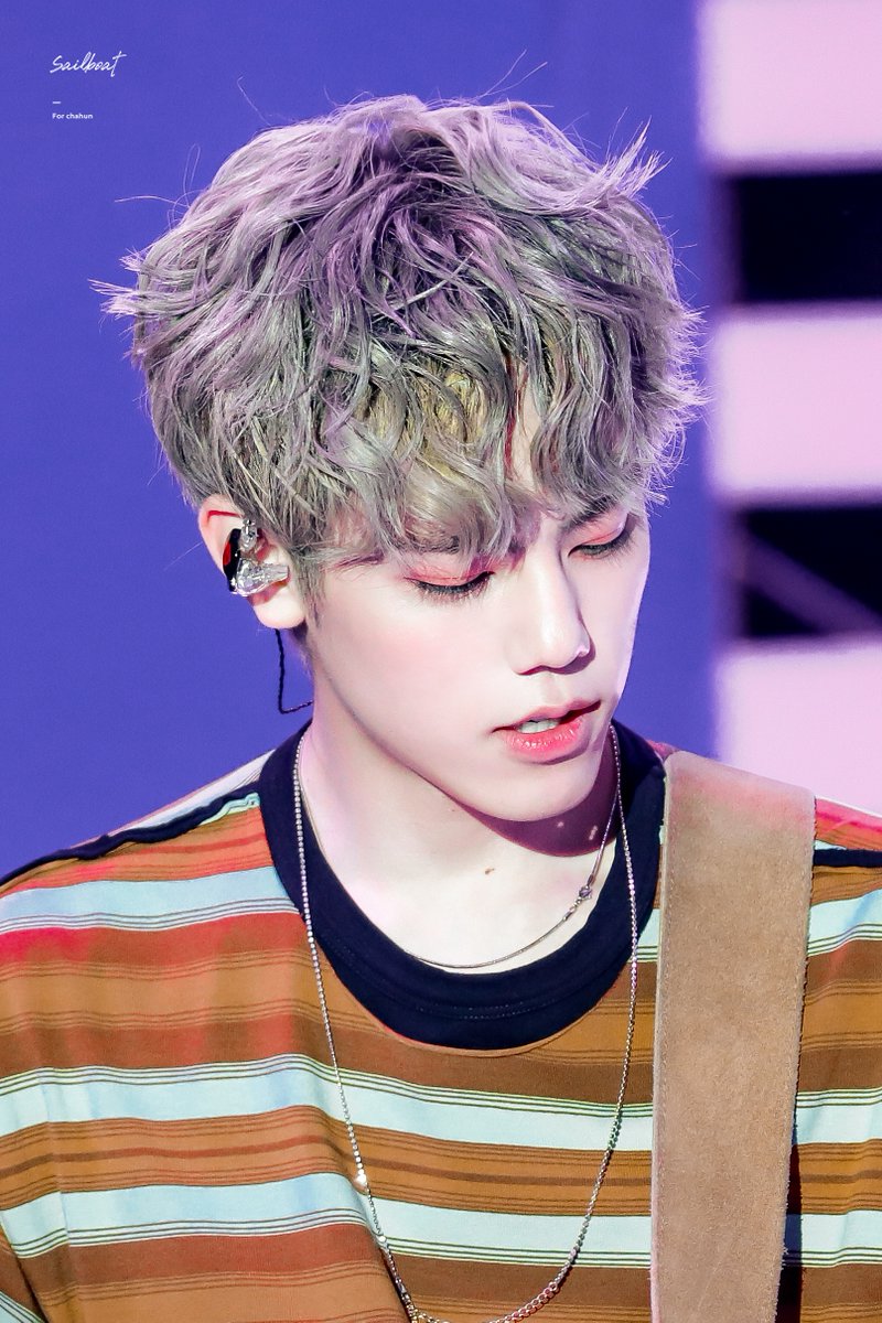 sailboat_ch's tweet photo. 190512 춘향 음악회 HQ

#엔플라잉 #차훈 #CHAHUN #NFlying

@NFlyingofficial https://t.co/ZS60oCjZXG
