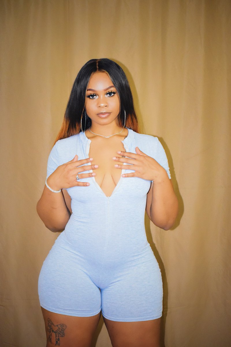KAYLA_DONYAE's tweet photo. HEY TWITTER BABES ❤️🙋🏾‍♀️ ... I’ll be launching my website LOVELY&amp;LAVISH LLC this weekend ‼️🥰 and I’ll be kickin it off with my “SNEAKY-LINK JUMPSUITS” 🤭😅😈 ... y’all ready ?👀 https://t.co/bLSPqpmRwB