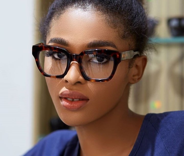 glassesng's tweet photo. Sometimes it just takes stronger eyeglasses to cure those who are in love--and someone with the ability to imagine a face or a figure twenty years older might perhaps pass through life quite undisturbed. #thought #glassesng #3moremonths #NoteThe7 #medikal #Level3 #Glasses https://t.co/C5EeaCCINB