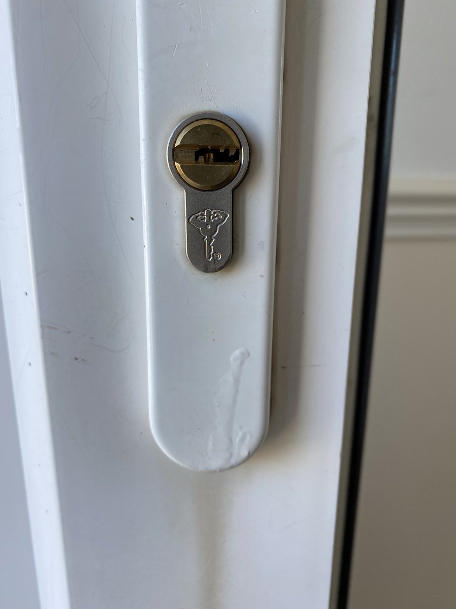 KeySurgery's tweet image. Couple of little jobs today, replace a FUHR mech, upgraded clients cylinder to Mul-T-Lock TS007 3* Integrator and fitted letterbox hood. Three little things but glad just to get out.