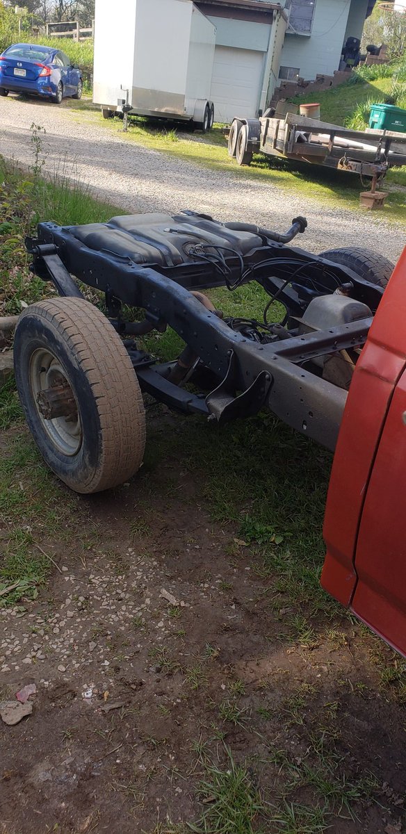 WHICHJOSH's tweet photo. Update time! Slowly making progress, got the frame painted, put new fuel pumps in, and a whole bunch of other stuff. I'm actually starting to get attached to this truck already, and I haven't even driven it on the road yet 😅😂 https://t.co/5XqyUEKJCX