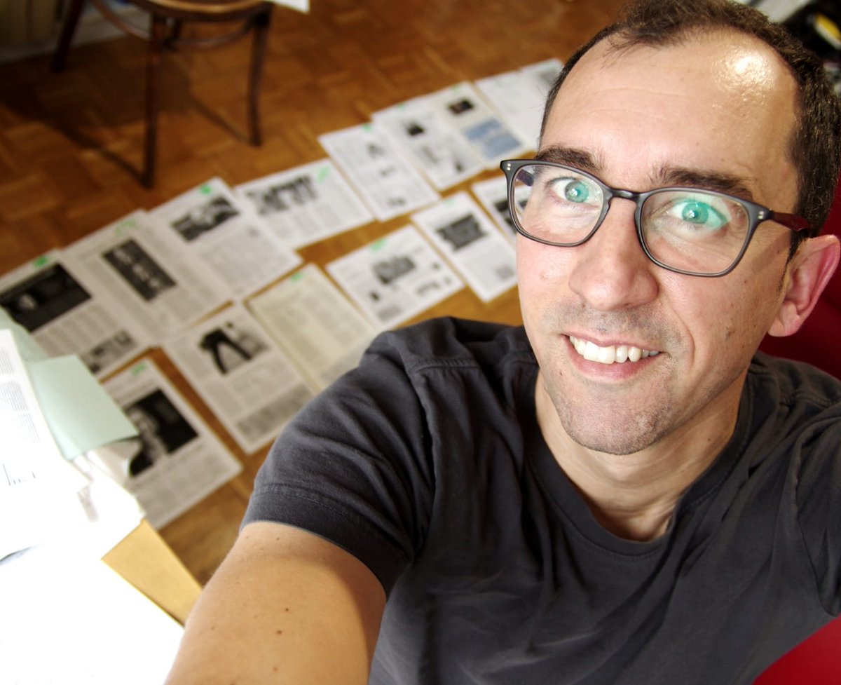 Michael_Heim's tweet photo. Meine erste, von zu Hause aus produzierte @Handelszeitung ist im Druck. Das Aufräumen verschiebe ich Mal auf morgen... 😆
#homeoffice #printfirst https://t.co/MhFcHe3dO1