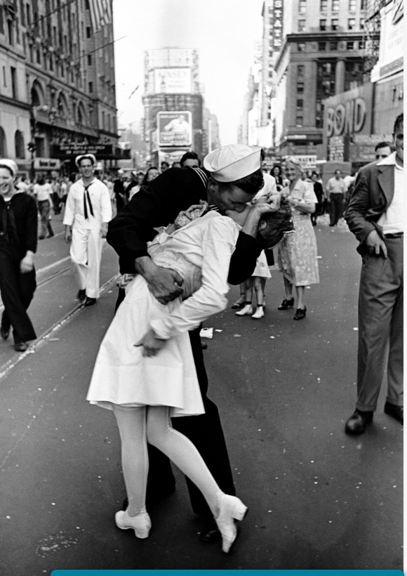 GotmysixU's tweet photo. #FirstThingImGoingToDoWhenThisIsOver
Purchase a sailor suit, fly to New York City, go to time square and kiss a nurse https://t.co/nt6TG0vHEx