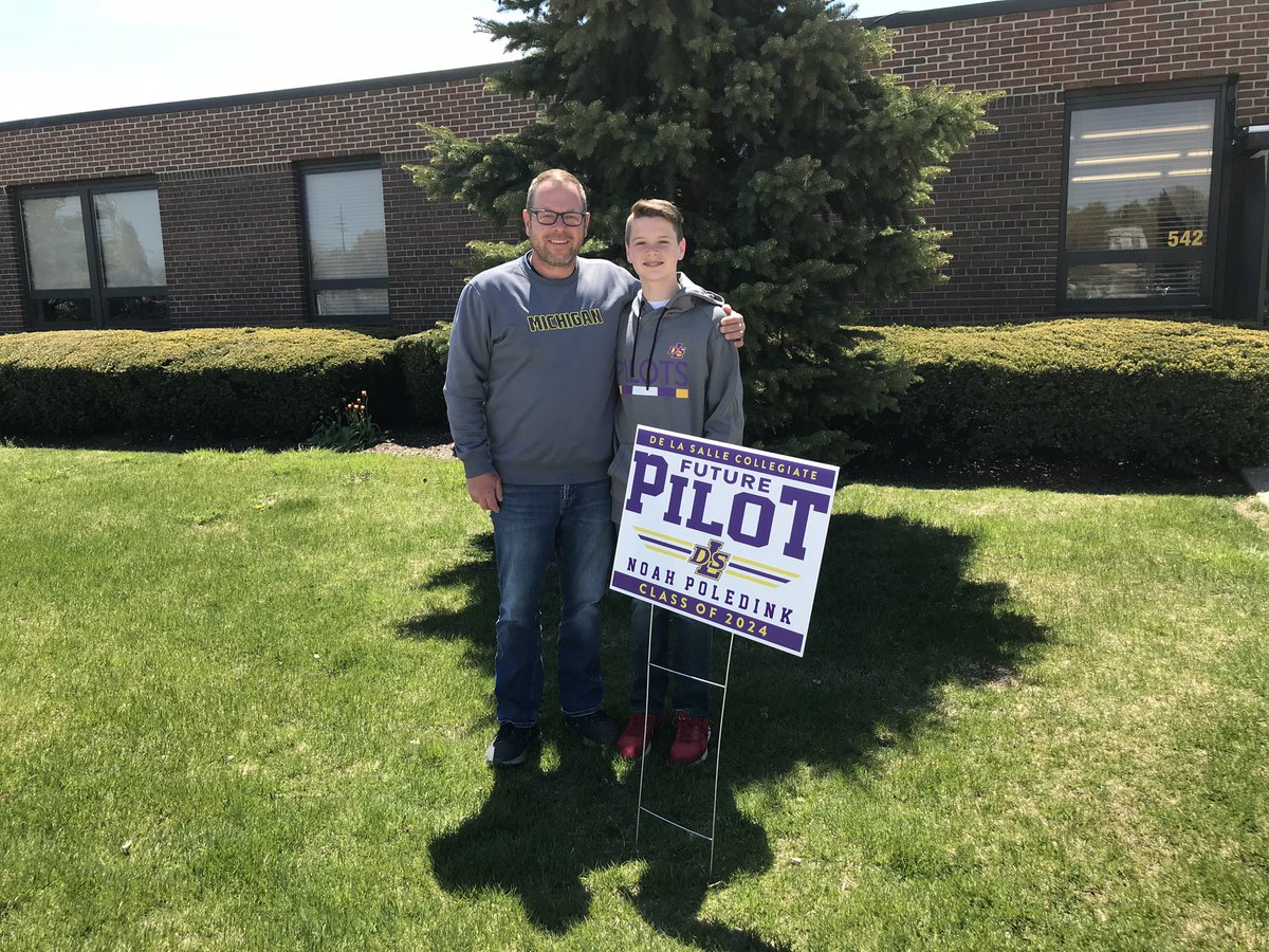 Noah Poledink is #CollegiateCommitted! Noah is a 3rd generation Pilot! His dad Jon joins him in the photo.