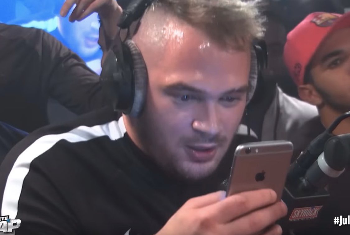 josukebinks's tweet image. Ad Laurent quand il était prêt à démarrer son live de Twerk mais qu’il a vu son compte insta était mort