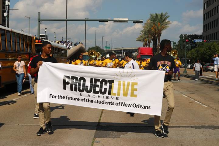 InspireNOLA's tweet photo. A1: #InspireNOLA involves the community through backpack drives, health clinics, #NightOutAgainstCrime, #ProjectLiveandAchieve student inspirational rallies, and strategic partnerships. #BBNBlackEd @UNCF https://t.co/3UYuEbFGuT