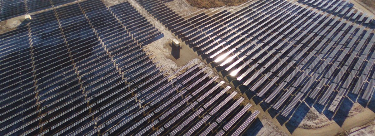 ENGIEGreen's tweet photo. Vous habitez @LesLandes40 ? La campagne de financement participatif pour la centrale solaire Communal Sud vous sera exclusivement ouverte le 15 mai pendant 15j : c'est le moment d'investir dans les énergies renouvelables !
#transitionenergetique 👇
https://t.co/Ac85gH3ECI https://t.co/SiC8hs7OeU
