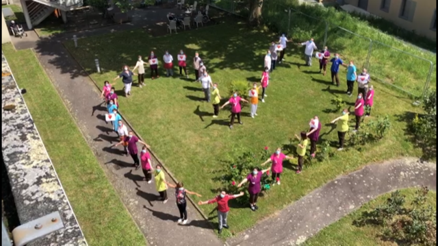 Fier de cette équipe au service des résidents de Maison Saint Michel de <a href="/villeliffre/">Ville de liffré</a> <a href="/Liffre_Cormier/">Liffré-Cormier Cté</a> voici notre nouvelle vidéo illustrant cette période de #confinement au sein de l' #Ehpad <a href="/FEHAPBretagne/">FEHAP Bretagne</a> <a href="/FEHAP_actu/">FEHAP</a> <a href="/fnadepa/">FNADEPA</a> <a href="/OuestFrance/">Ouest-France</a> <a href="/Francetele/">France Télévisions</a> <a href="/TF1/">TF1</a> 
youtube.com/watch?v=ZImvny…