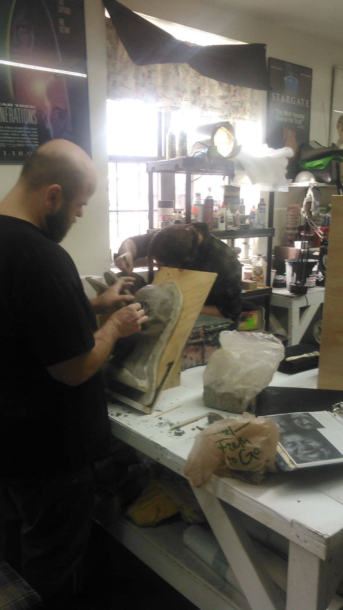 We're still hard at work on our next season in our spooky, little "kingdom by the sea." 😉

What have you guys been up to?

#DarkWoodManor #DarkWoodManor2020