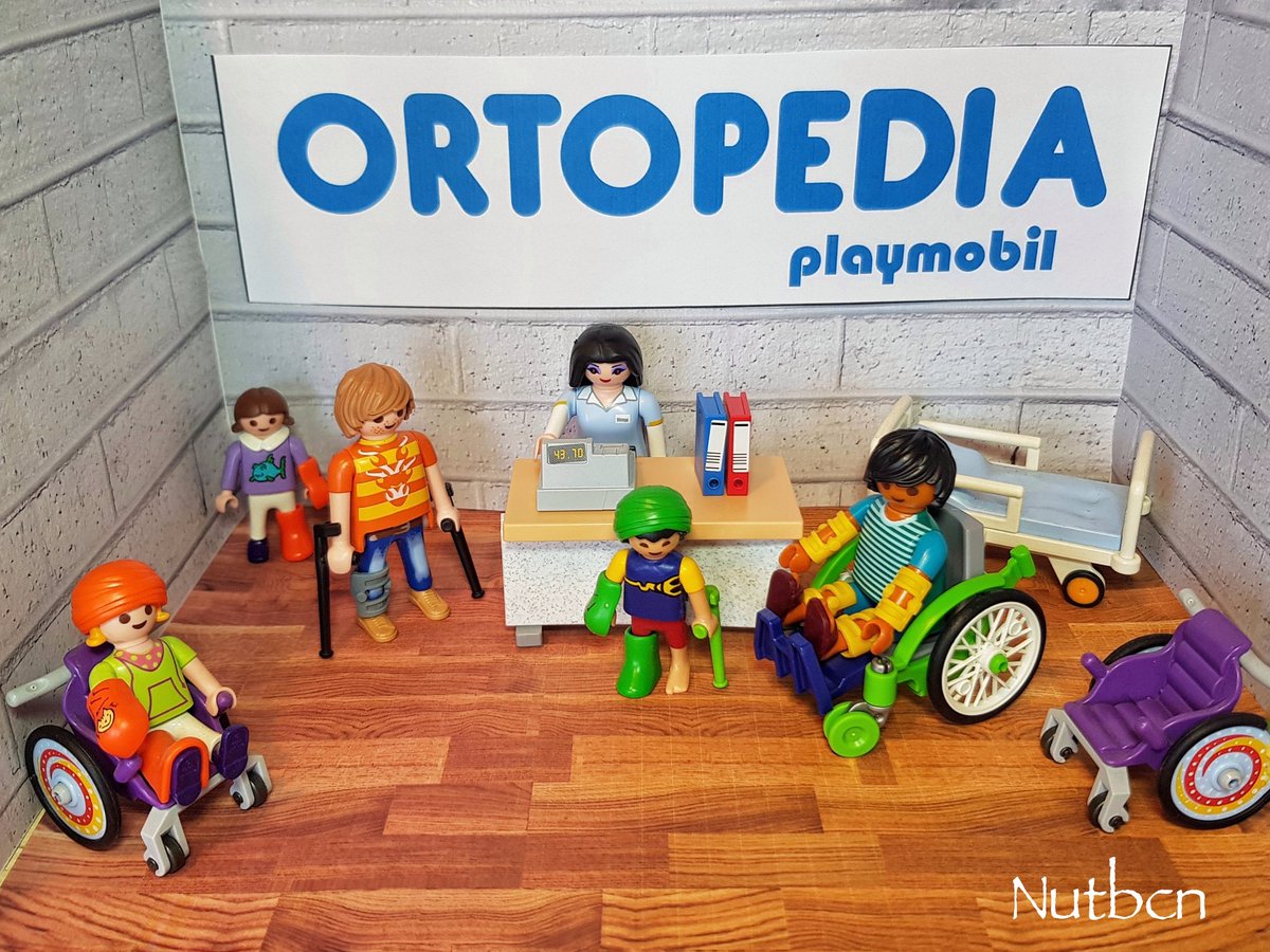 Queridos runners de sofá, si salís a correr y os lesionáis por la cantidad de bollos que os habéis zampado, en #OrtopediaPlaymobil os atenderemos con gusto 🥰
#Playmobil #Playmolovers #LosPlaymobilsDeNut