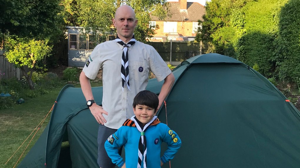 RushcliffeScout's tweet image. Many of the 3rd West Bridgford (Friary) Beavers camped out on Friday night, here's one of our leaders and his Beaver who even wore uniform!
#ScoutIn #ScoutingAtHome #GreatIndoors #SkillsForLife