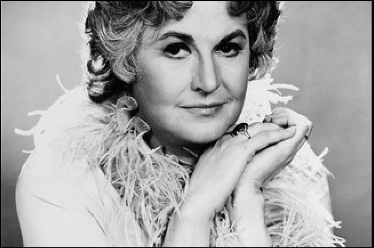 Today Would’ve Been Bea Arthur’s 98th Birthday!Born Bernice Frankel on May ...