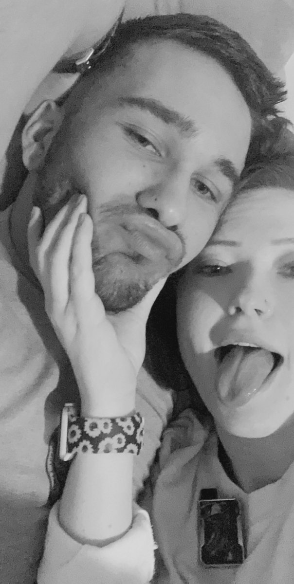 laurincook_'s tweet photo. happy five months, i can’t wait for you to be back home 🥰 https://t.co/g0olRWZmSe