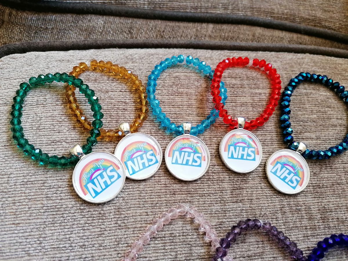 NDogar1's tweet photo. @LajnaMidlands The holy prophet  PBOH states, "One who is not grateful to mankind is not greatful to Allah" (Tirmidhi) Members of Ahmadiyya Muslim community #Walsall made these bracelets  for #NHS #keyworkers at #Manir hospital #Walsall #prayforheroes @LajnaUK https://t.co/kVf9LOKidE