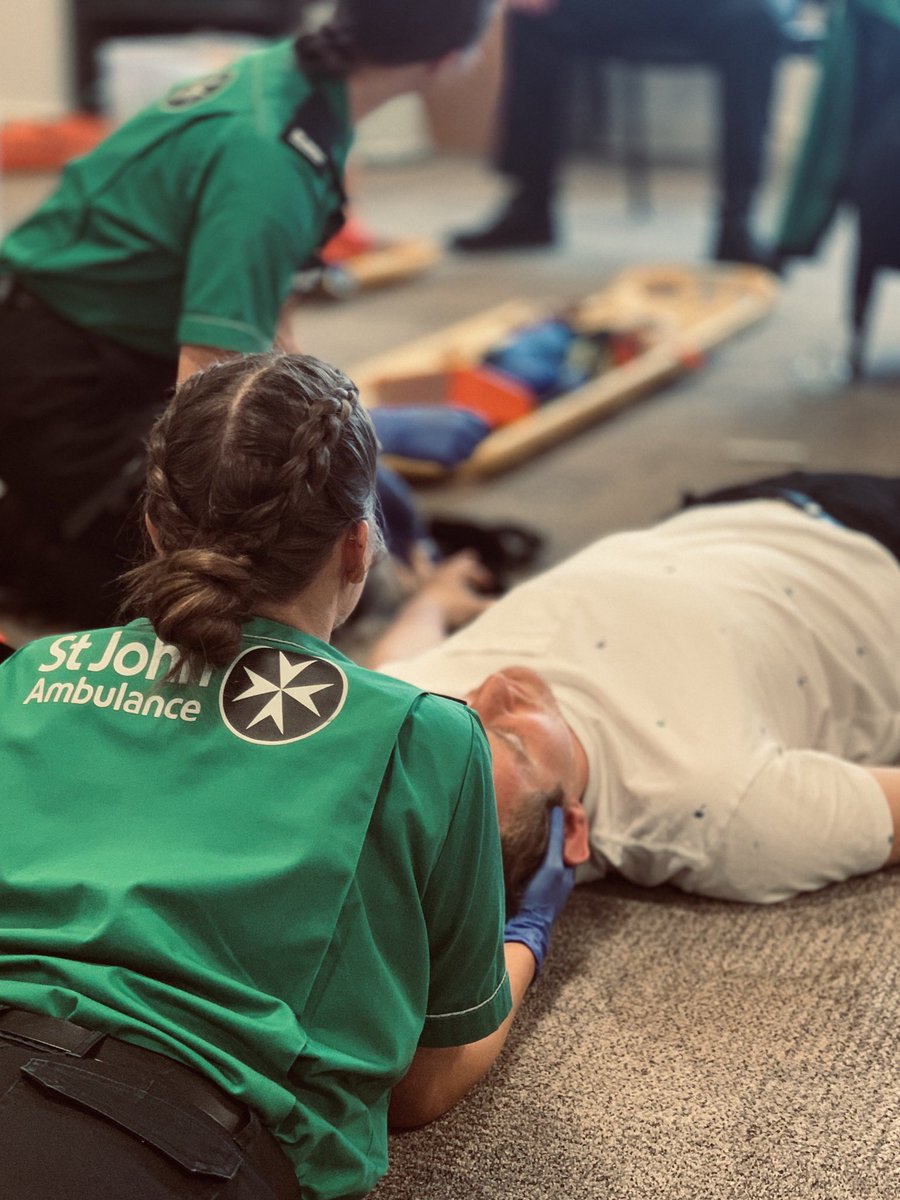 We did it and got through it ☺️ EMT course completed 😅 One of the best courses I’ve done, with some of the best people, with a whole lot of memories, now let’s go out and see what the world brings ☺️🚑 #mysjaday #EMT #RoleBarsPending