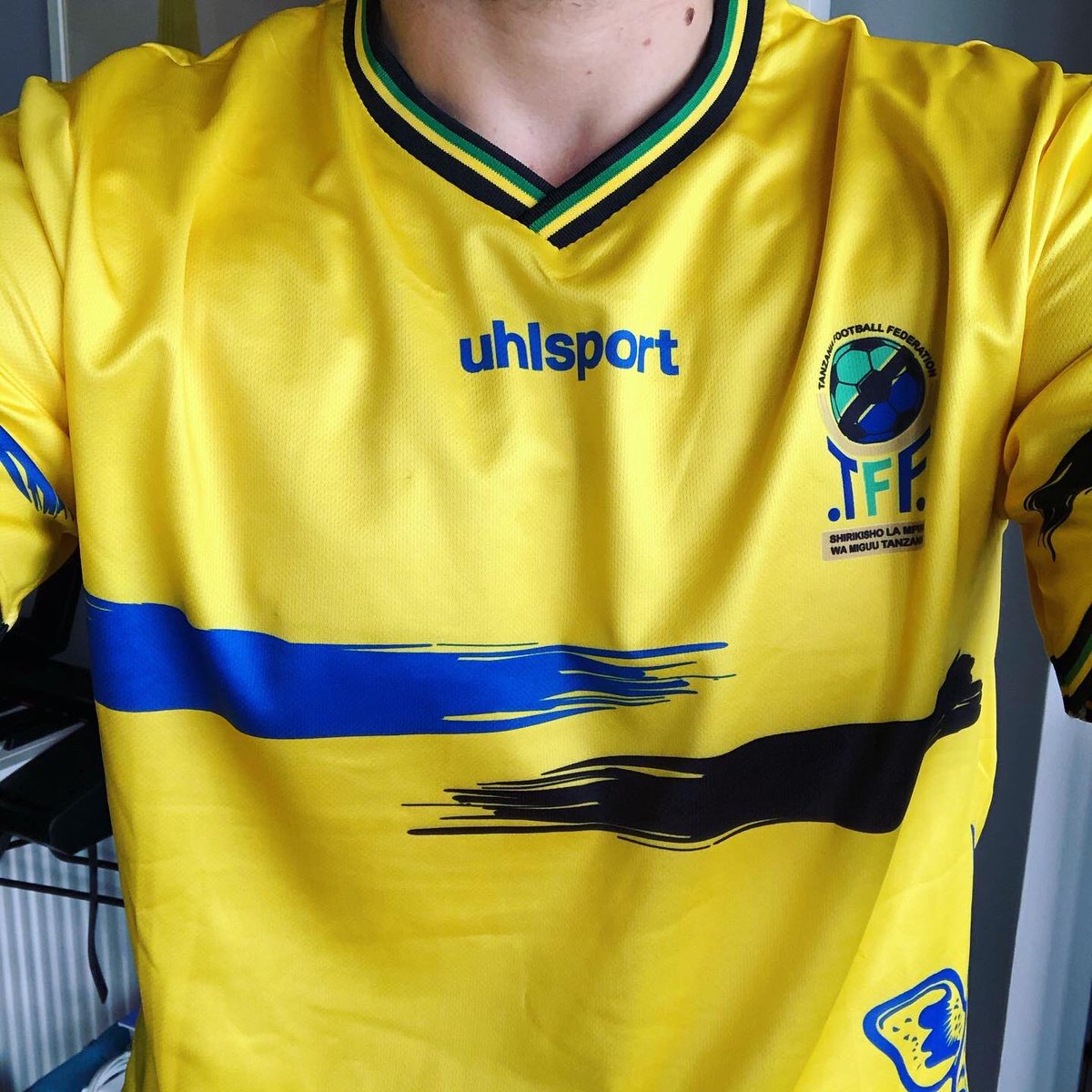 een andere Rentmeester radium Jack Genovese on Twitter: ".@Tanfootball Away Kit, 2019 @uhlsportUK Eventually I got an authentic replica (cheers @FSWorldUK!), which Tanzania used at their second ever AFCON appearance in 2019. Just like all the een andere Rentmeester radium Jack Genovese on Twitter: ".@Tanfootball Away Kit, 2019 @uhlsportUK Eventually I got an authentic replica (cheers @FSWorldUK!), which Tanzania used at their second ever AFCON appearance in 2019. Just like all the