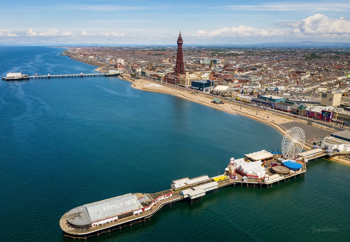 Blackpool will be waiting for you once we’ve got to the other side of #COVID19. In the meantime, a trip to the seaside isn’t worth the risk. We hope you understand so please stay local for your exercise and, above all, stay safe ❤️

visitblackpool.com/coronavirus/

📷 <a href="/wolstenholmepic/">Gregg Wolstenholme</a>