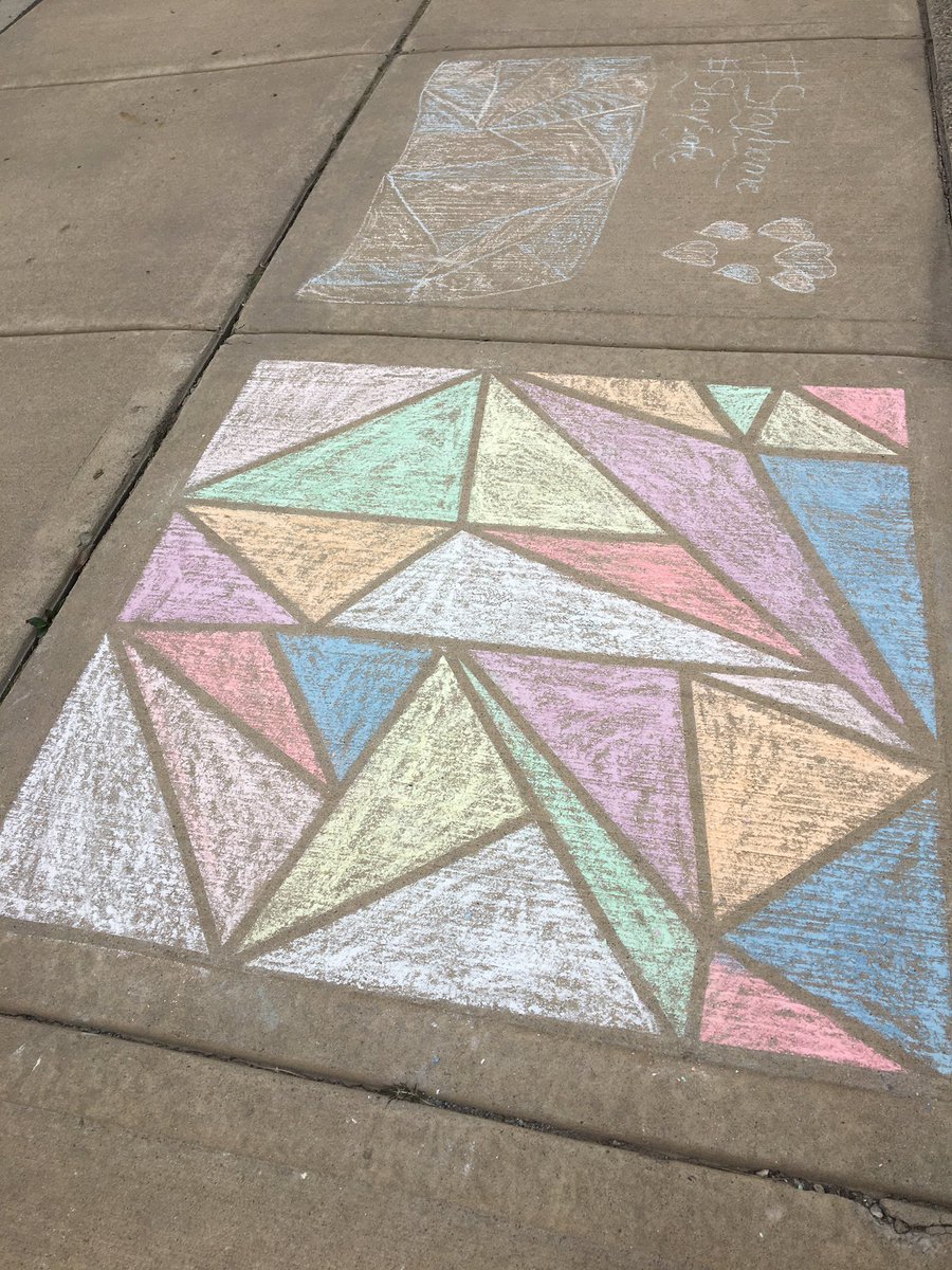 Angelina77's tweet photo. @LiveKellyRyan Lots of chalking the sidewalk with my kids. https://t.co/pidT7HYdF8