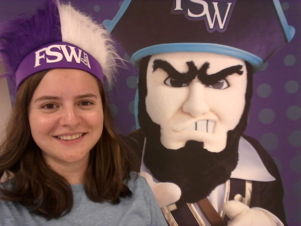 FSWCollege's tweet photo. Are online classes stressing you out? Get some tips from three FSW Peer Mentors on how to stress less and succeed in your online classes. https://t.co/VRLAsBS7FD #FSWSuccess #OnlineLearningTips https://t.co/bPtOKqU5SA