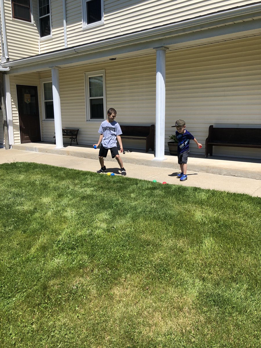JessicaJean411's tweet photo. We’re playing Bocce. Believe it or not the little guy beat everyone!! Yay Zack! #BeMes #BeWes @rth1414 @MilfordSchools @WoodlandMilford @milfordmemorial https://t.co/xzbiVTrtxy