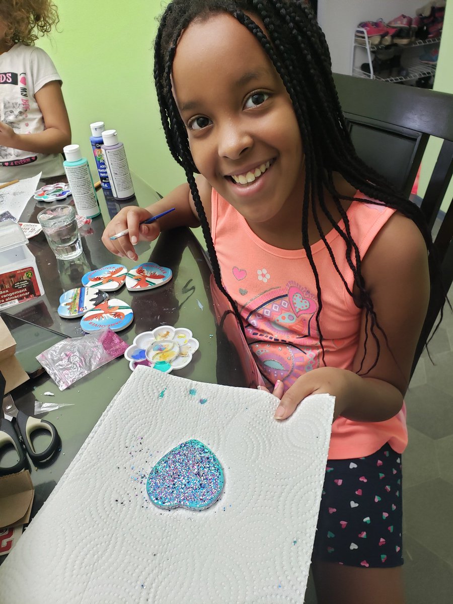sadiahke_m's tweet photo. #heartsforheros #rcmphc https://t.co/XQh5B1DPAV