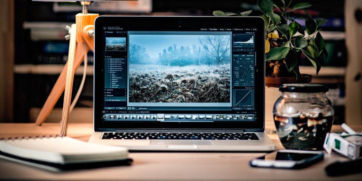 Pynpinie's tweet image. 🤗 Do you know how easy it is to stay organized while working?

🤔 Do you know how to set your desk for maximum productivity?

🤩 Learn More ==&amp;gt; chief.ist/9Yz8 @bluekeyworld #deskmanager #cableclips #organizeddesk