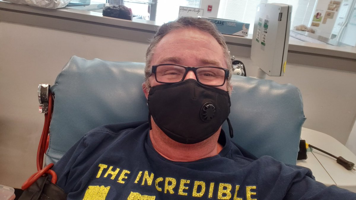 MNeitroCO's tweet image. Have you considered donating blood, if you can? I donate in memory of our daughter Amanda. She was killed by a train while wearing headphones. Please keep #OneEarOut while you're out &amp;amp; about. ❤ #TuneInToLife #DoYourPartCO #InThisTogether  #WeAreVital @OneEarOut @VitalantOrg