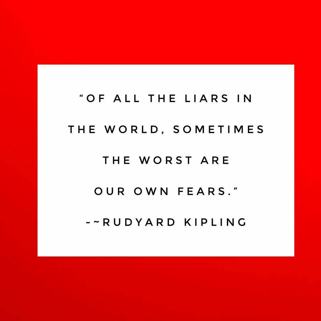 BaldbanditMatt's tweet photo. Stepping through fear and into gratitude opens the dream to reality. 
#fear #uncertainty #doubt #coaching #coach #motivate #entrepreneur #bestlifenow #ICWLH https://t.co/n9HopdO0I3