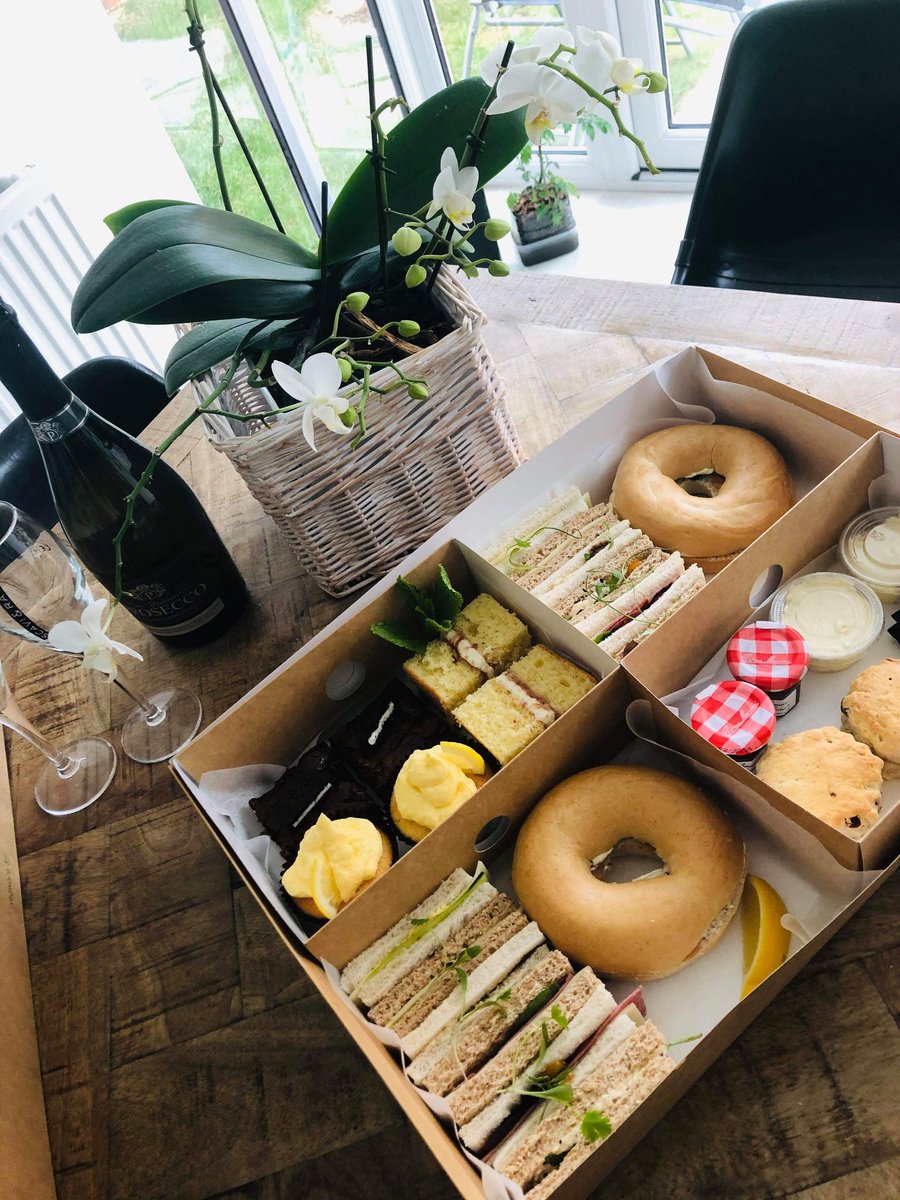 LastClifton's tweet photo. Our Afternoon Tea Delivery Service launches this week! 🍰🍾 If you're Bristol-based and fancy winning your very own delivery, head to Instagram for more details! https://t.co/YeXQ9UOG3b #CompetitionTime #Bristol #supportlocal https://t.co/93DMDrOVxW