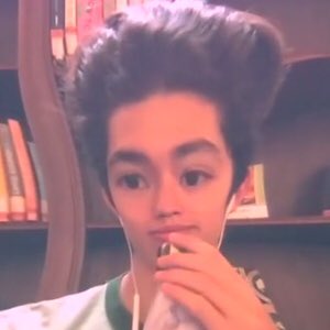 zisiyeye's tweet photo. @conangray @vmagazine @connorfranta tell me who is that?? Idk him https://t.co/Abi2YvivrR