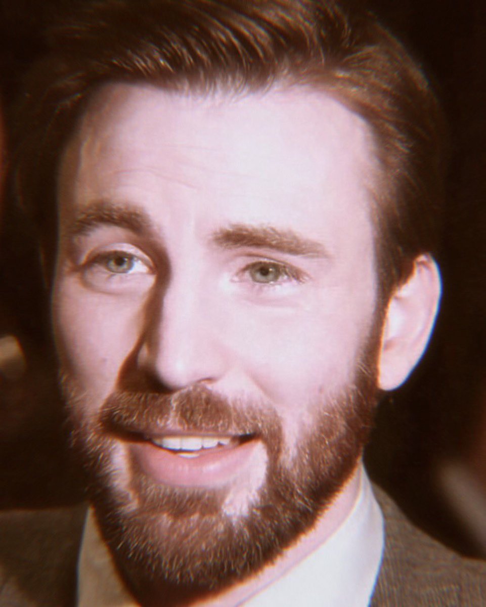 chris evans’ beautiful details; a thread