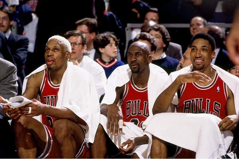 SebaChittadini's tweet photo. "Michael Jordan era Dios, Scottie Pippen era Jesús y yo era el diablo". Cumple 59 años Dennis Keith Rodman, "El Gusano", un jugador distinto a todos.

Abro hilo (y aprovecho el #TheLastDance) https://t.co/YbvSpy7l2C