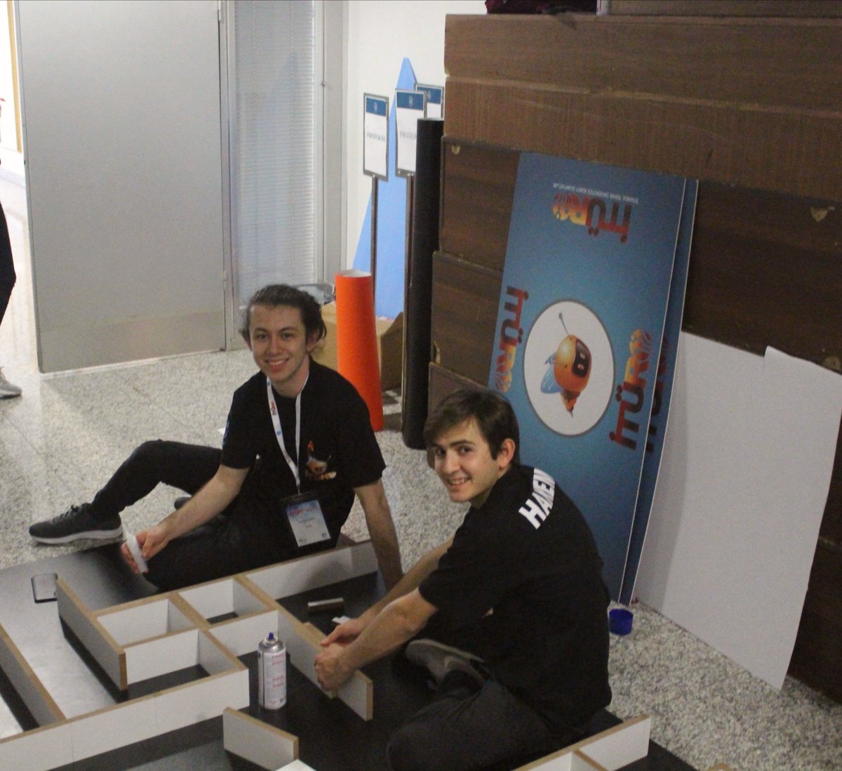 #birzamanlaritüro da pistleri yetiştirmeye çalışırken...