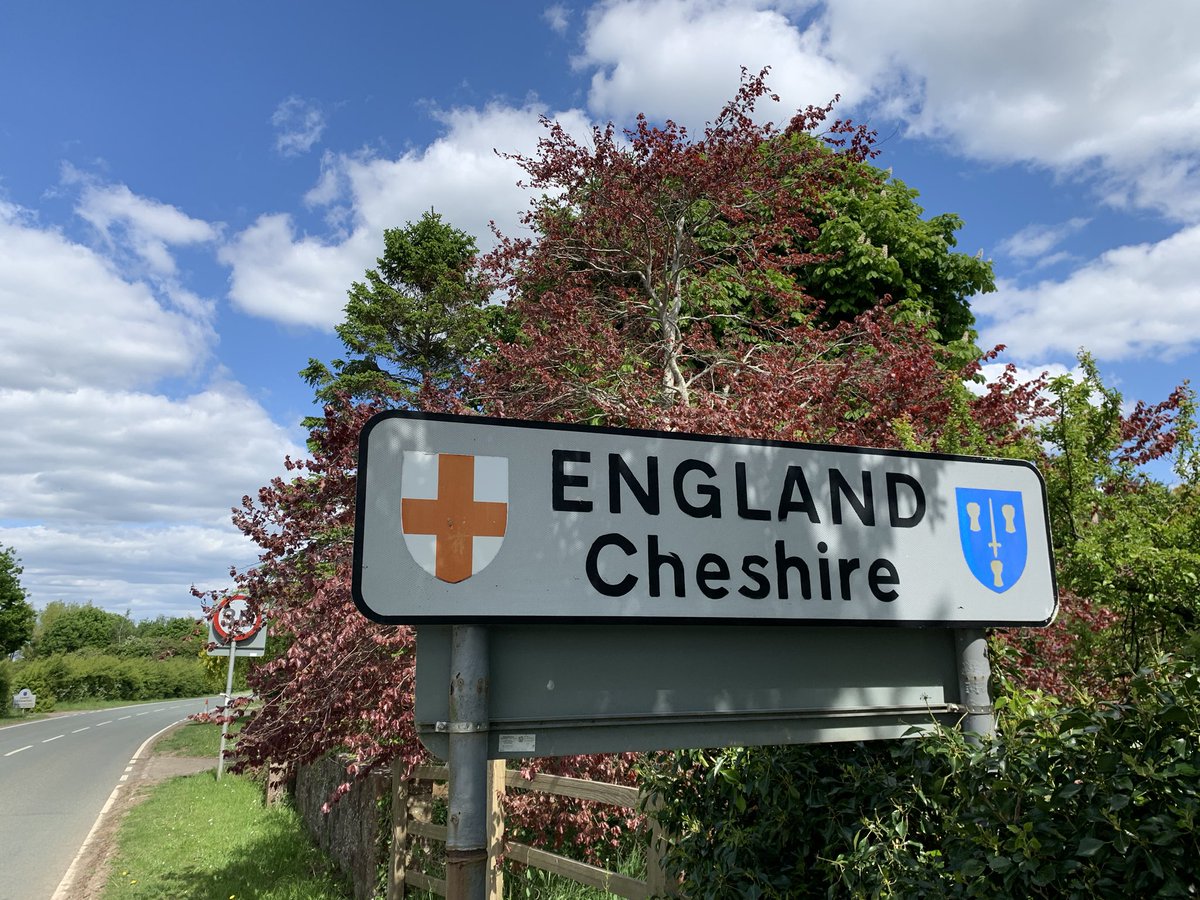 NigelAppleton's tweet image. Living less than a mile from the border can make even a shortish walk potentially contentious #Kinnerton #lockdownrules