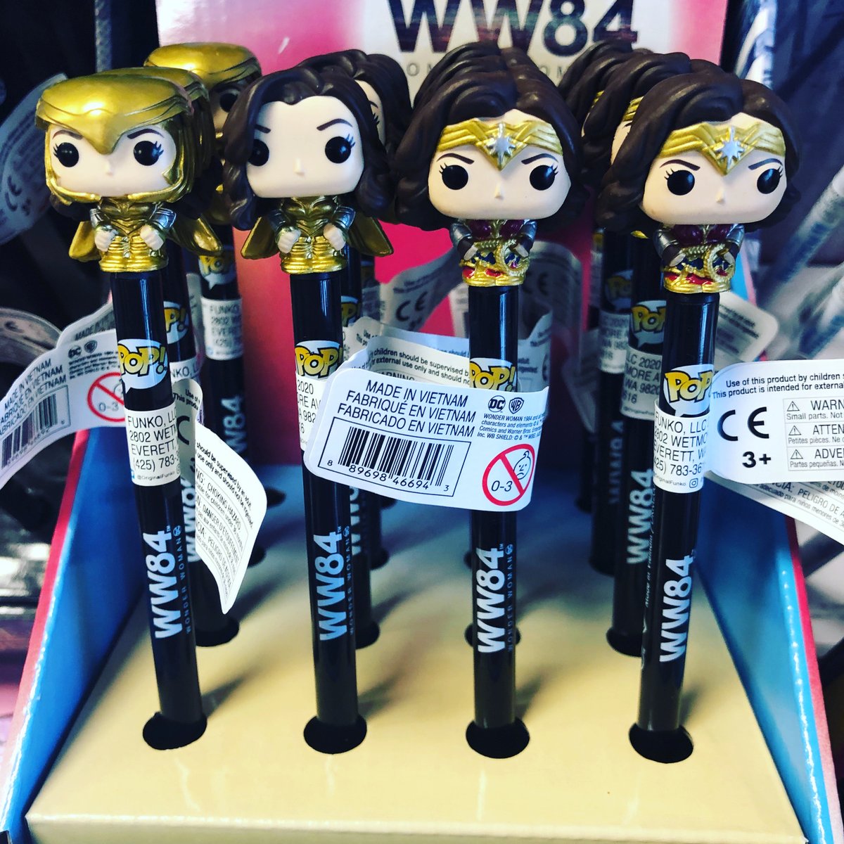 greenlotusdream's tweet photo. Awesomeness in a pen 💜
https://t.co/oiQRwNRoMZ
#dc #wonderwoman #wonderwoman1984 #funko #pentoppers #funkopens #newarrivals #shopsmall #curbsidepickup #shippingavailable📦📪 #Hinesville #hinesvilletoys #greenlotusdreams https://t.co/NxzMk4CxXO