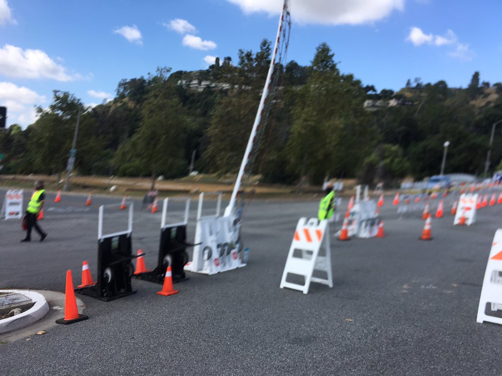 ActiveSGV's tweet photo. Soft closure for vehicles and pedestrians to cross Seco Street . #RoseBowlLoop #Pasadena https://t.co/04sCJgwMNu
