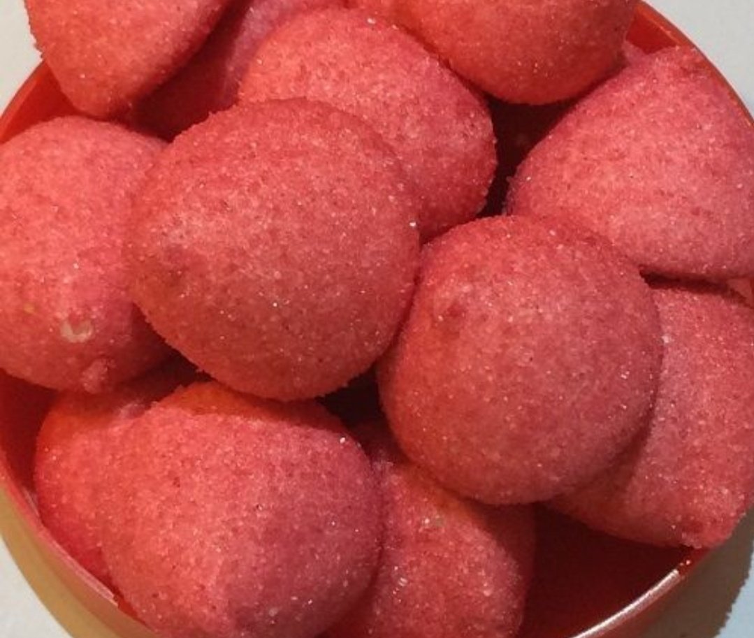 Fluffy strawberry balls (and bonus cocktail)