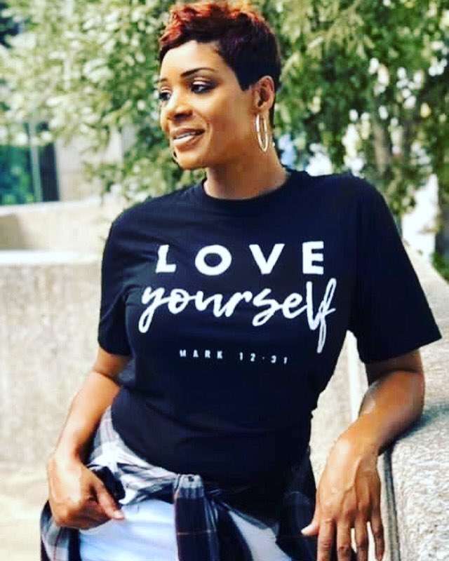KBarefoot10's tweet photo. Thanks @yolanda__moore For Being so inspiring ❗️ #loveyourself #yo #yotime #myFriend #Winner‼️
❤️🏀🙌💥 https://t.co/zZKzV7HDqc