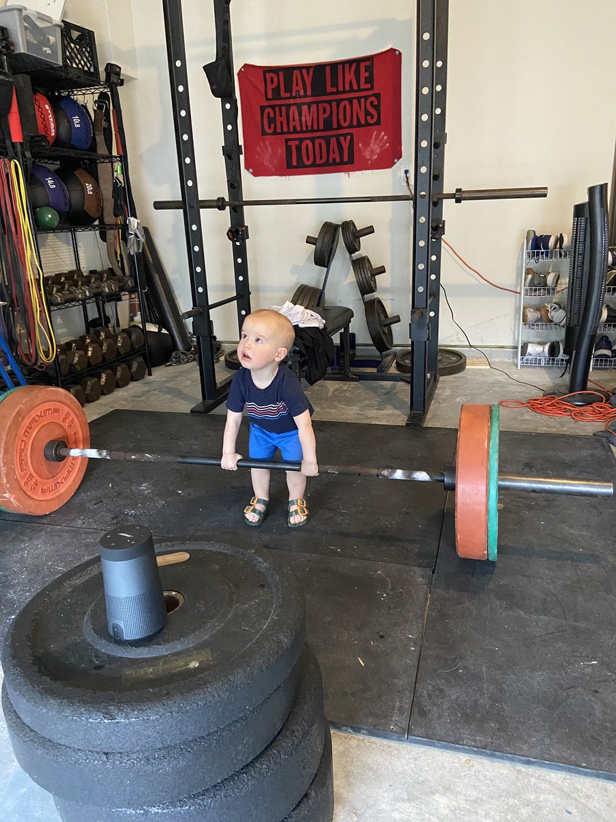 Coach_Almon's tweet photo. Getting that Power Clean started early! #Olympics #dbob https://t.co/6iqq6MFJwk