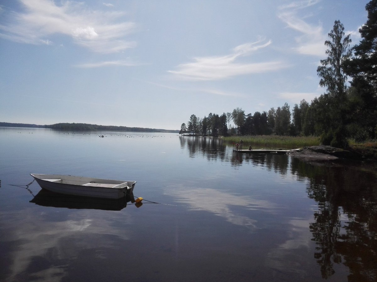 kristallnaach's tweet photo. Aber wenn ich diesen #See seh'
brauch' ich kein #Meer mehr...

😍 #Schweden 🇸🇪 #Fryken-See
#Elchenländle19 🇸🇪 #Värmland https://t.co/BEni8NOb8r