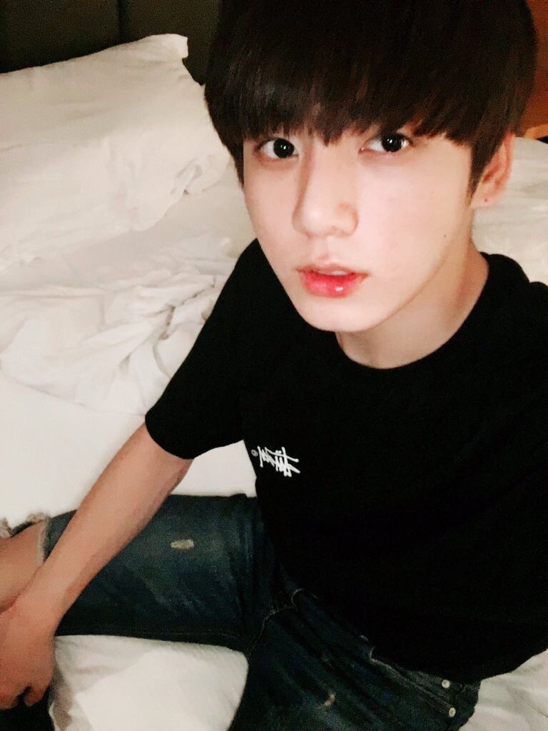 almost all of jungkook’s selcas since debut ー a long ass thread